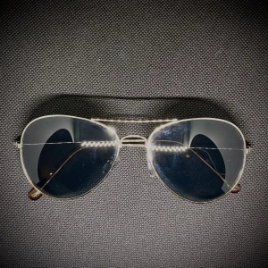 Solglasögon  - Skicklig 