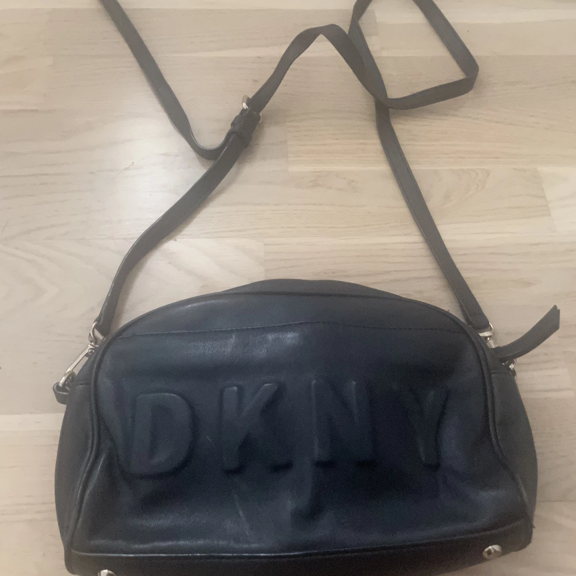 Dkny väska