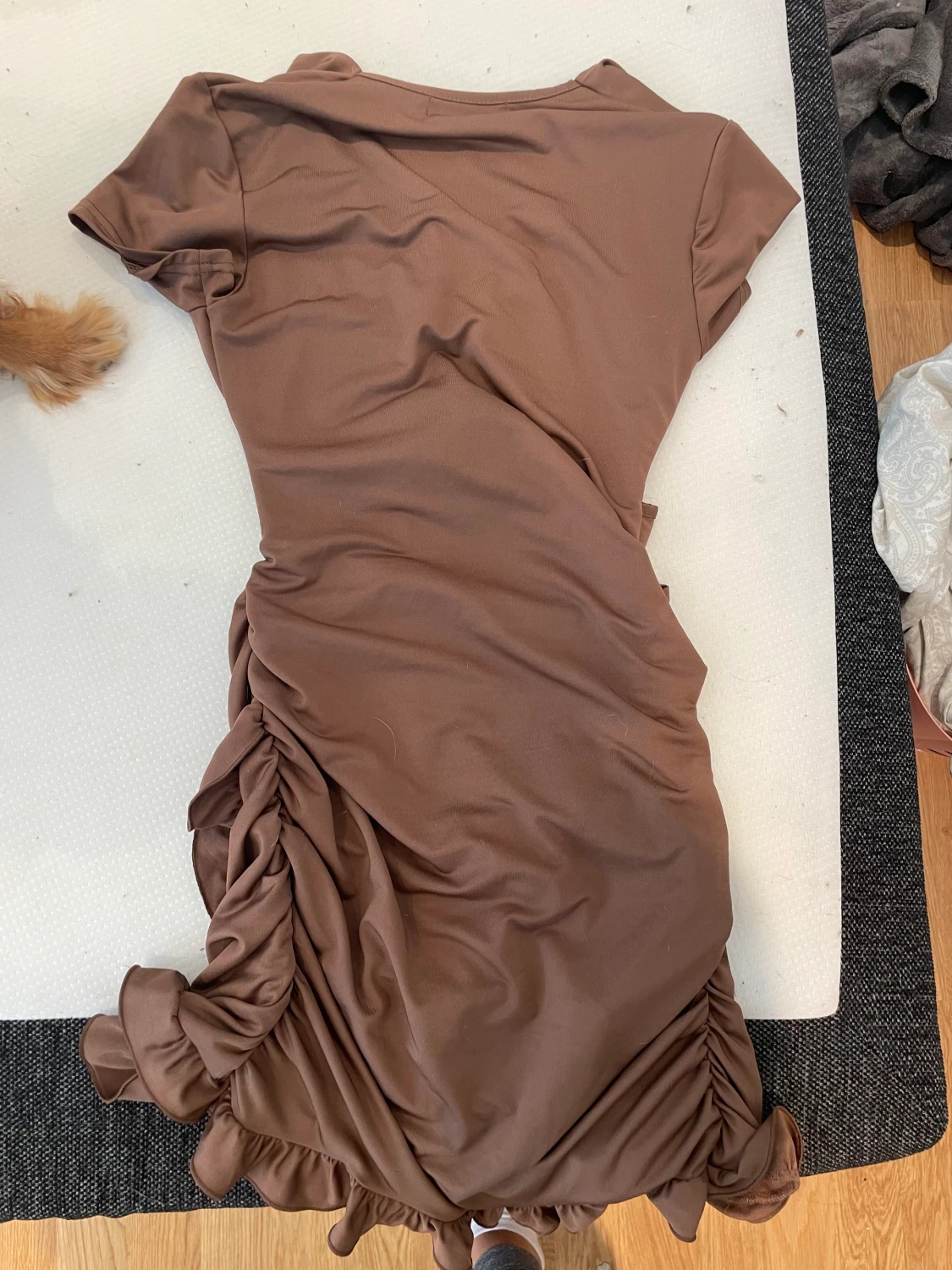 Brun klänning  - 26