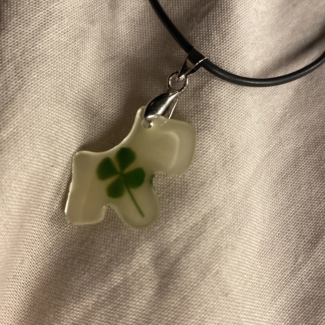 Halsband klöver  - 90