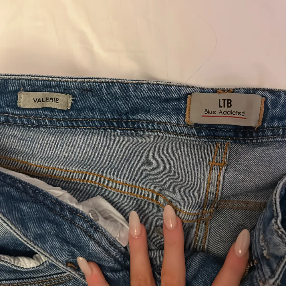 Helt oanvända jeans från ltb i Stl 30/32. Jeans & Byxor.