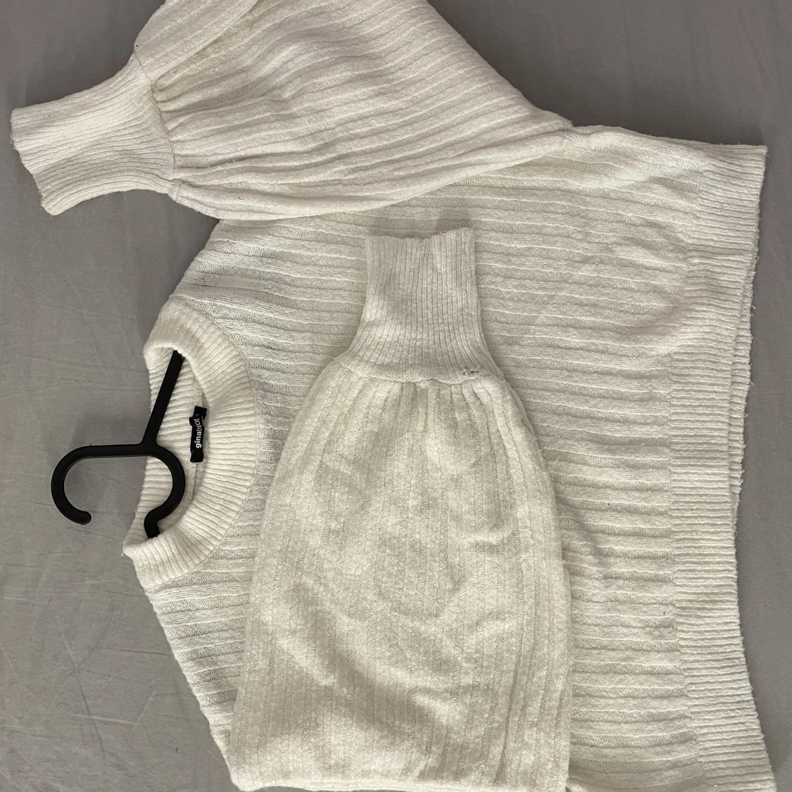 Vit stickat tröja - 91