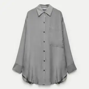 Ljusgrå oversize skjorta från Zara, använd en gång!