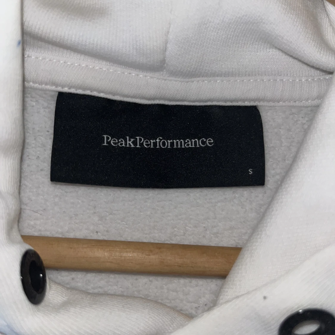 Peak Performance Hoodie - 91