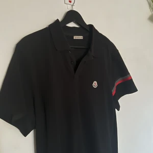 Moncler Pike  - Cond 7,5/10 Size M 