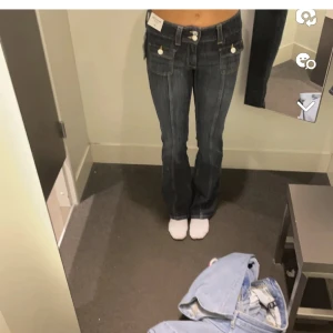 Hm jeans - Hm jeans i st 158 men passar mig som är 1,64 använda en gång