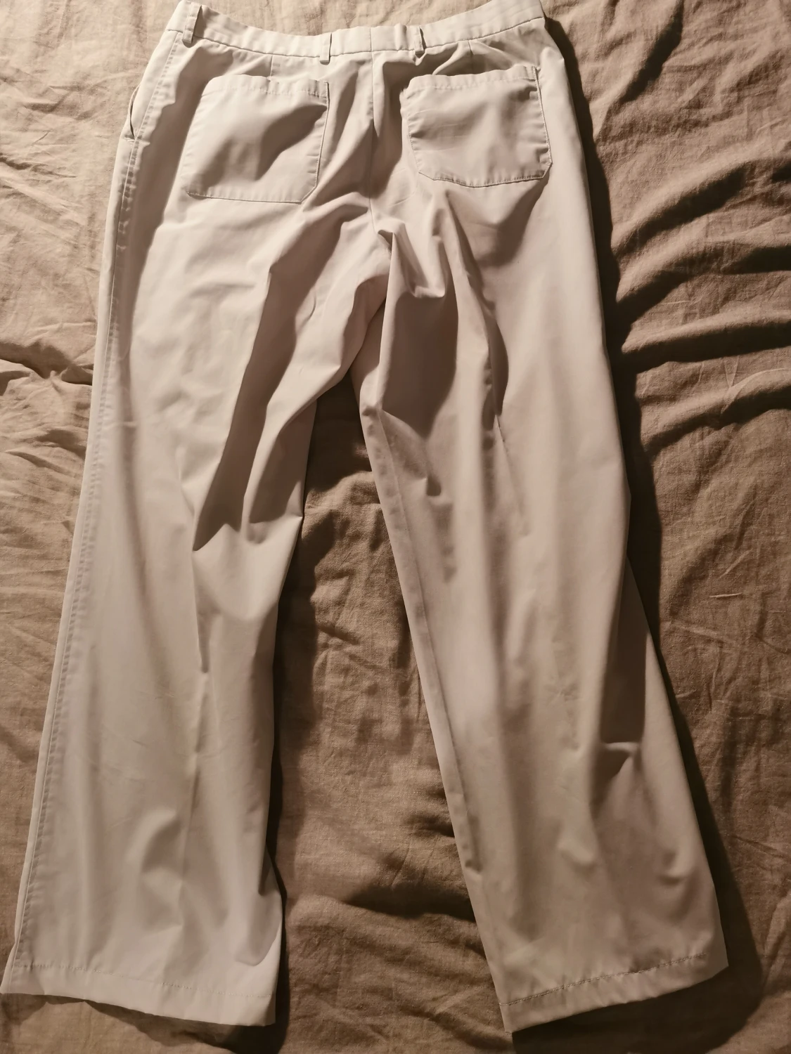 Finbyxa, Emilio (MQ) Stl: ca M OBS! Något lagad