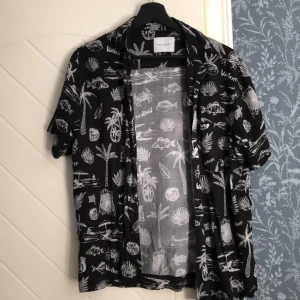 Vailent skjorta - Bra skick knappt använd. S/M