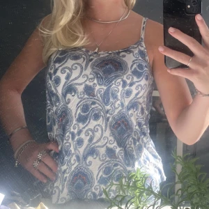 Linne - Säljer mitt somriga linne då jag behöver pengar! Så skönt och mjukt matereal