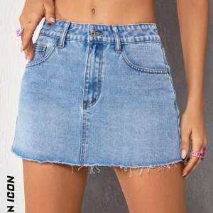 Sjukt snygg jeans kjol! 💖 köpt på shein. Kontakta för mer information eller bilder!