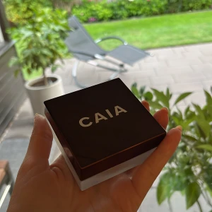 Caia lösbronzer - Superfint bronzer i löspuder i färgen ”sicily” som är använt endast en gång eftersom jag föredrar dem i kompakt form