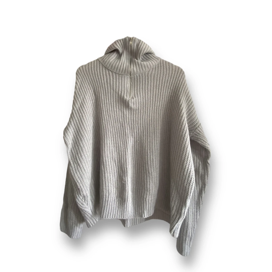 Grå stickad tröja  - 90