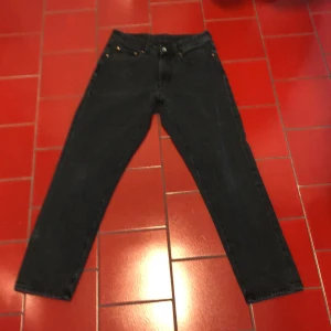 Vida raka jeans  - Vida raka jeans till en xs i strl  Köpta på  carlings 