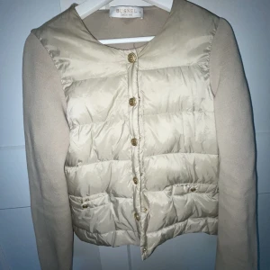 Busnel - Jättefin Busnel jacka nästan oanvänd!💗