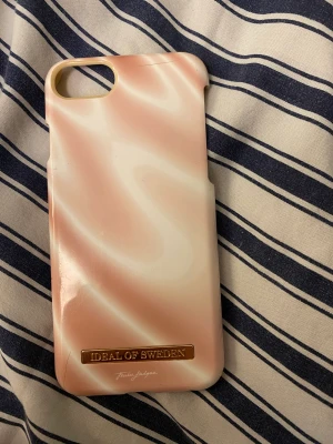 Ideal of sweden  - Skal till iPhone 7! Therese Lindgrens kollektion. I använt skick💕