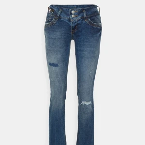 Ltb jeans  - Low waisted Ltb Jeans säljer för att de är för stora💋