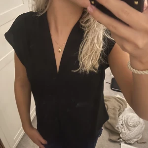 Topp - Jätte fin oanvänd topp!❤️ trtck gärna på köp nu!😊