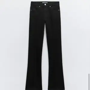 Kollar om någon skulle vilja byta mina zara bootcut jeans i storlek 34 mot ett par i storlek 32 💓