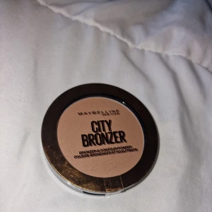 Bronzer - Oanvänd och oöppnad