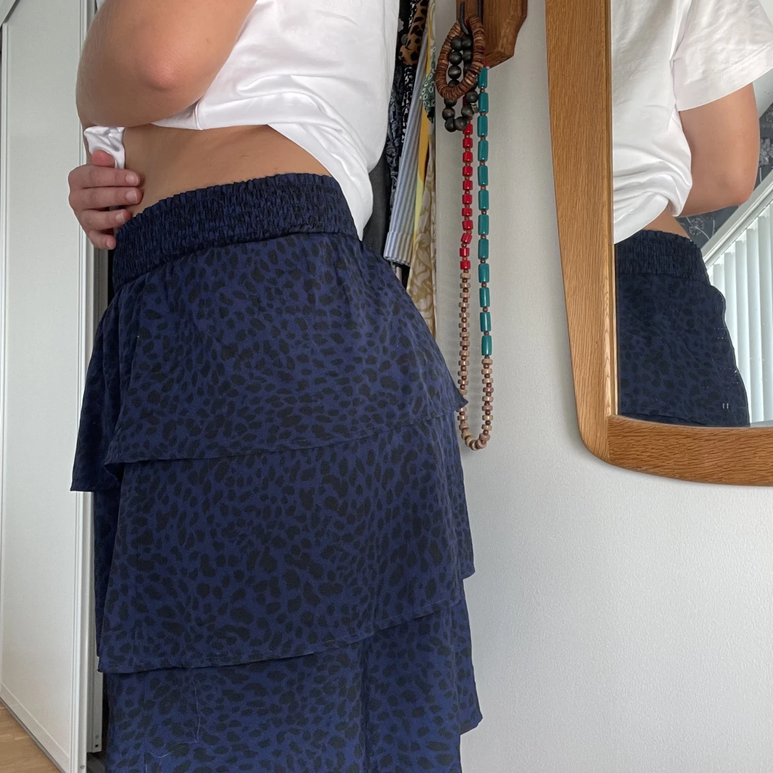 Kjol mörkblå  - 91