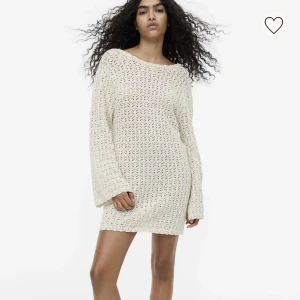 Virkad klänning h&m - Aldrig använd endast testad! Storlek xs. 