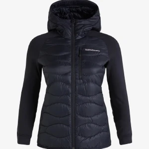 Peak performance hybrid jacka - Säljer en sånhär hybrid jacka från peak, storlek xs. Den är i nyskick har bara använt den några gånger. Säljer för 1000kr! Skriv om ni vill ha bilder på den🩷