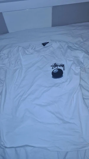 Stussy tee  - Skate still och storlek m