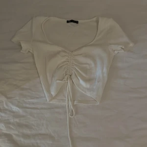 Topp - Säljer min zara topp