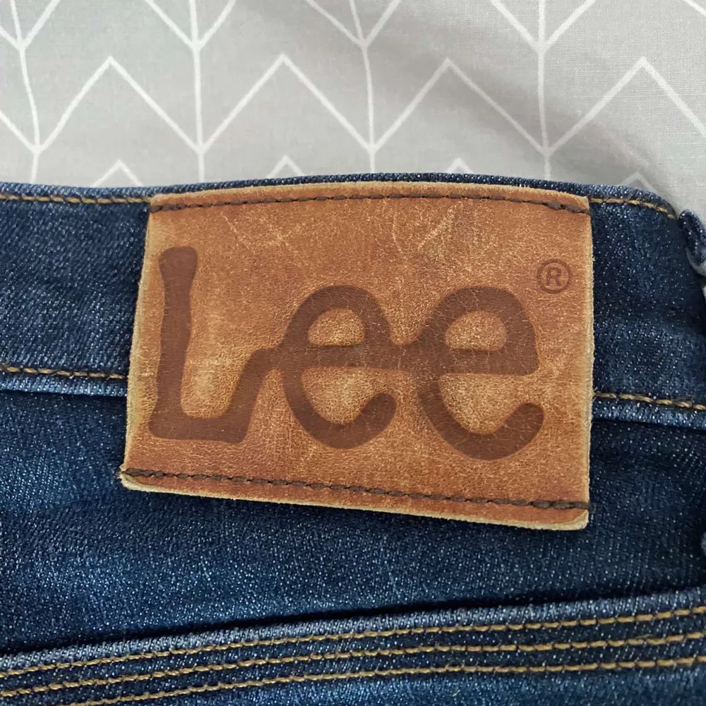 Säljer vintage Lee jeans då de är för små för mig. Pris kan diskuteras!. Jeans & Byxor.