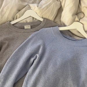 Stickade tröjor  - Säljer denna fina tröjor från vila och veromoda💕