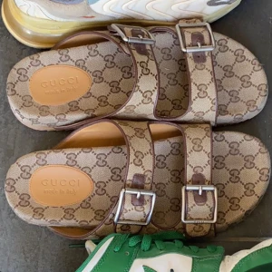 Tofflor - Storlek 43 , bra cond 8/10