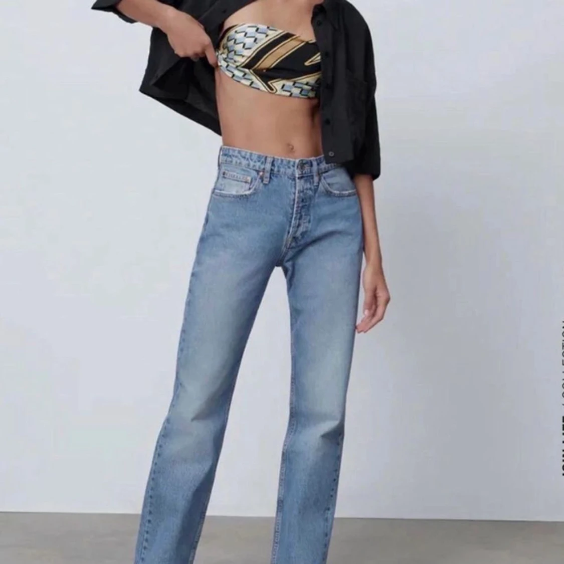 Mid Waist Jeans