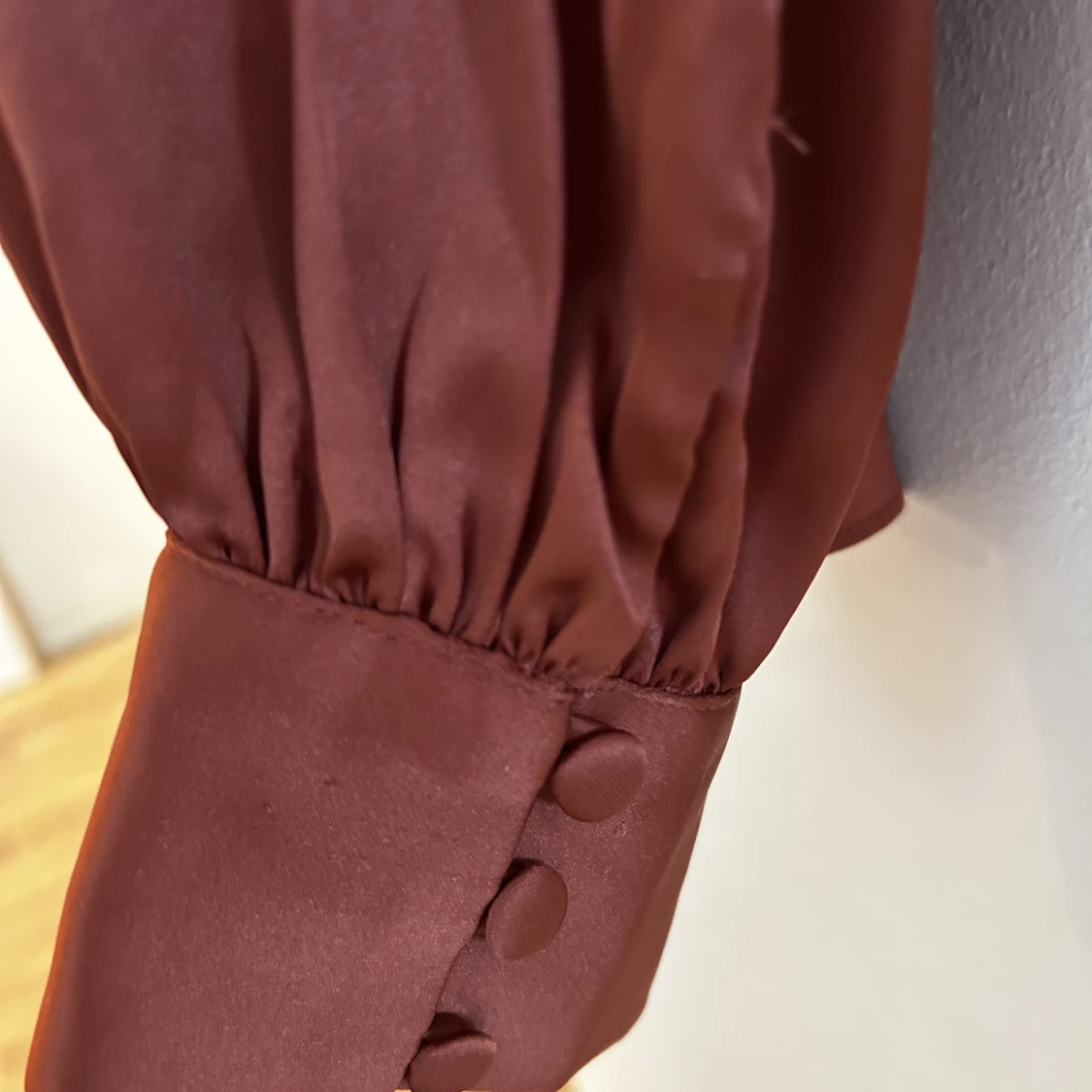 Blus från Daisy Grace - 90