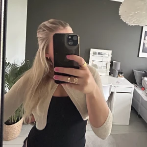 Kofta - Guld glittrig kofta 