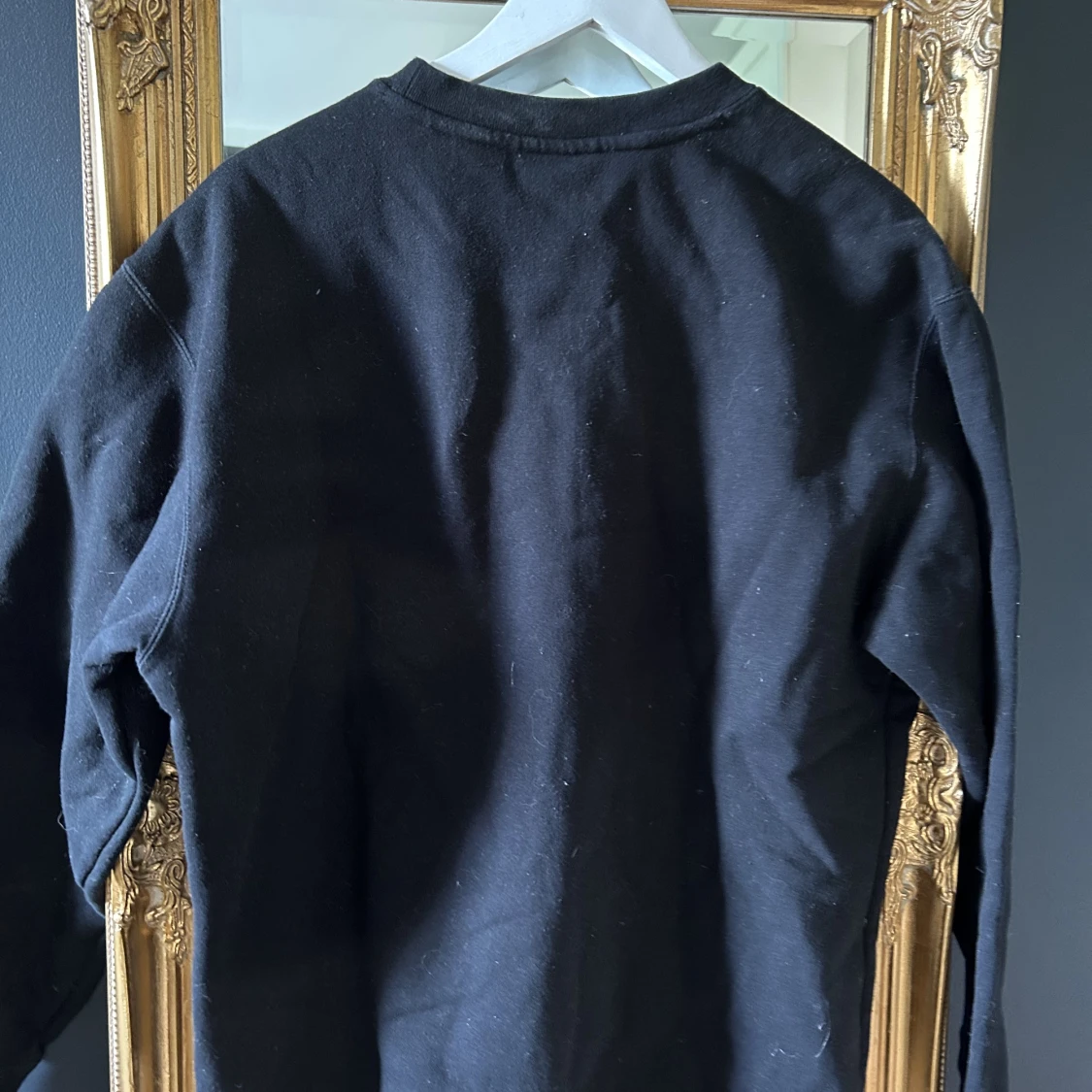 Obey sweatshirt  - 91