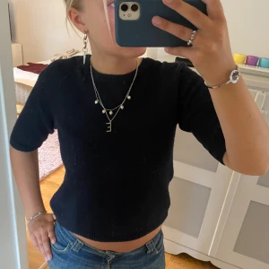 Stickad topp - Så fin, Trekvartsärmad från zara🌸 marinblå 