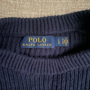 Ralph Lauren - Jättefin Ralph Lauren tröja som tyvärr inte kommer till användning, köpt för 2200