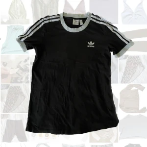Adidas tröja  - Vid köpa av flera varor sänks priset 🌟🌸