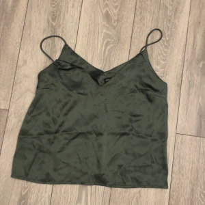 Linne  - De är ett skönt material på linnet kan även användas som nattlinne 