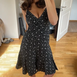 Sommarklänning med mönster - Sommarklänning med mönster från Esprit💕