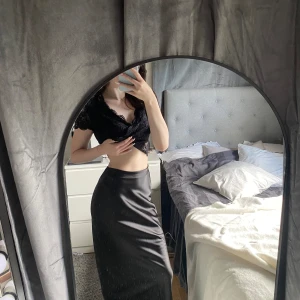 Satinkjol - Endast testad.