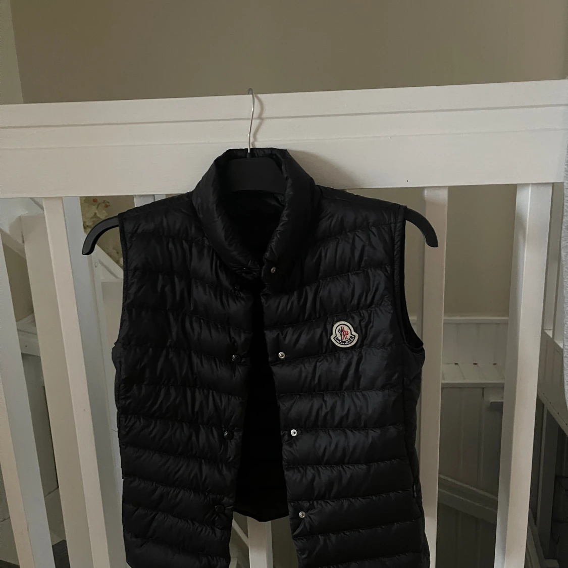 Moncler väst  - 90