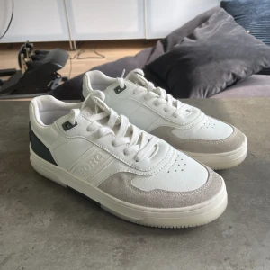Björn Borg sneakers - Skick 9.5/10 Använd 1 gång Nypris 1100kr