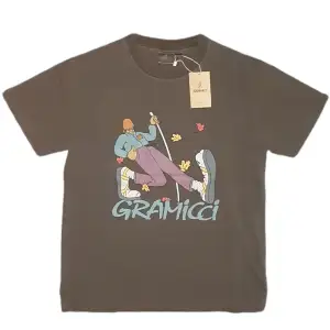 Grapic tee