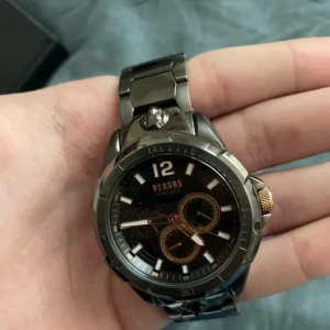 Versace Klocka - Helt oanvänd Versace klocka som bara legat runt 2 år