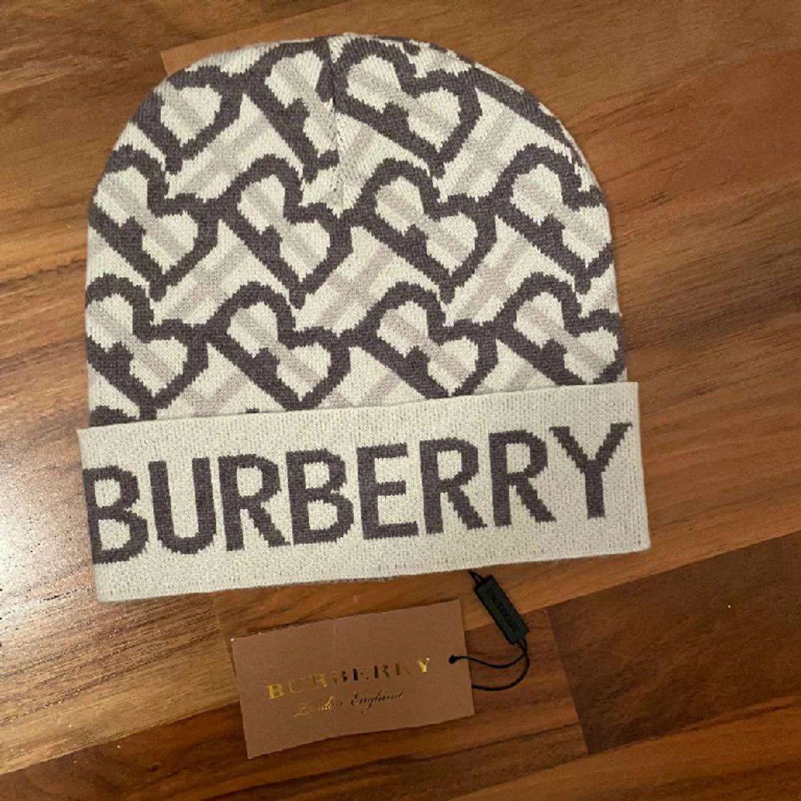 Burberry möss