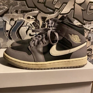 Jordans 1 - Bra skick nypris 1500
