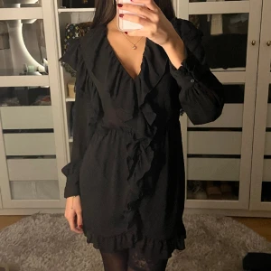 Klänning - Klänning från zara, nyskick💗