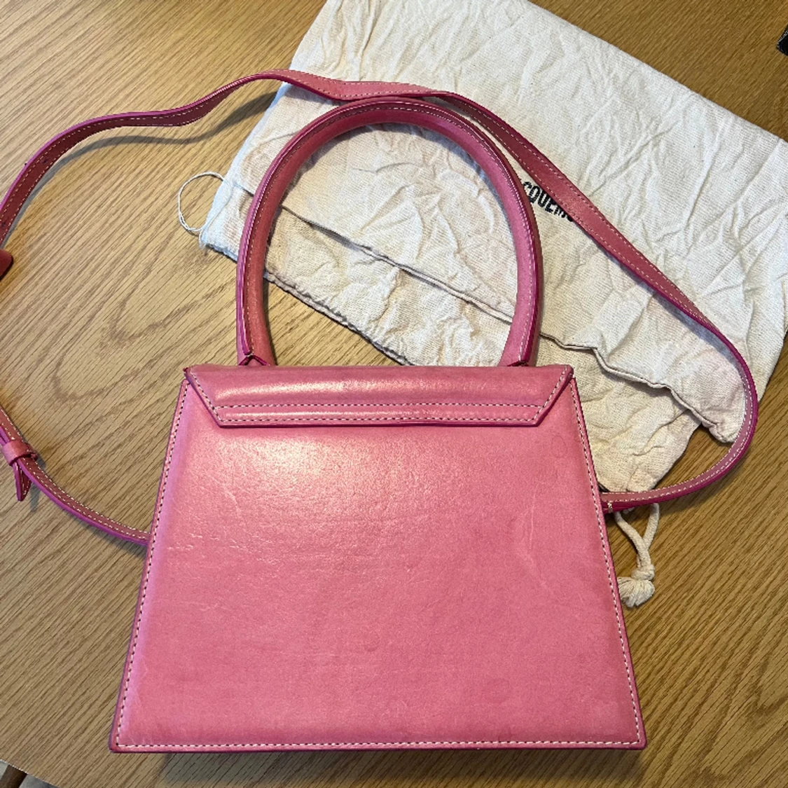 Jacquemus väska  - 90