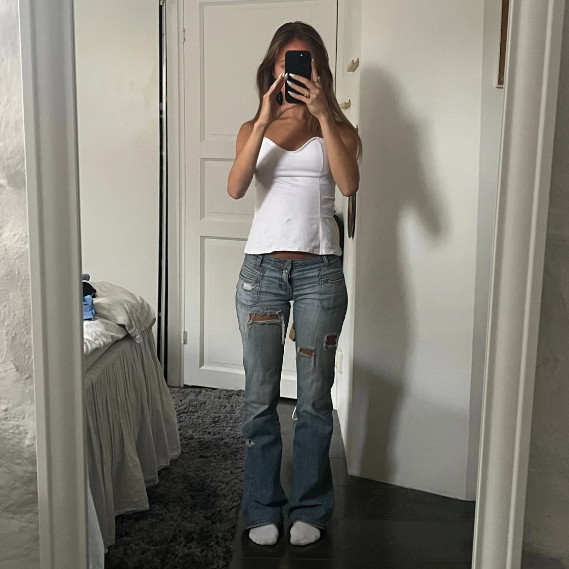 Lågmidjade ljusa jeans